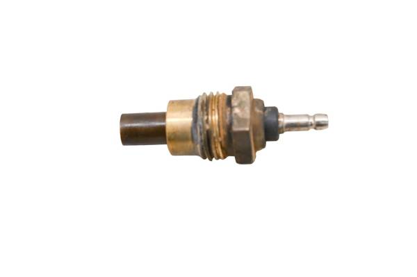 John Deere - 13 John Deere Gator 855D Water Temperature Sensor