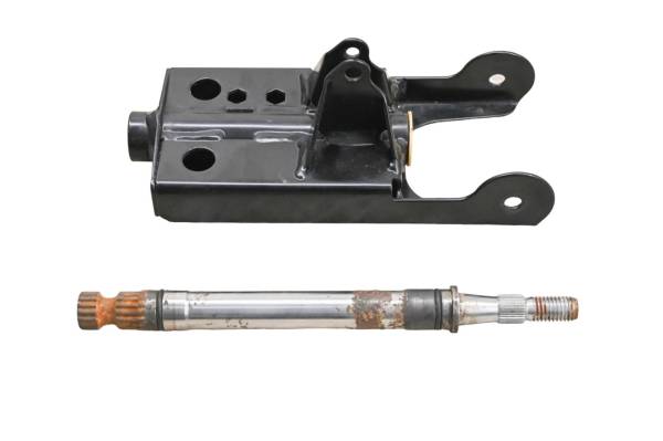 Can-Am - 18 Can-Am Commander Max 1000R DPS Upper Steering Stem Shaft & Support