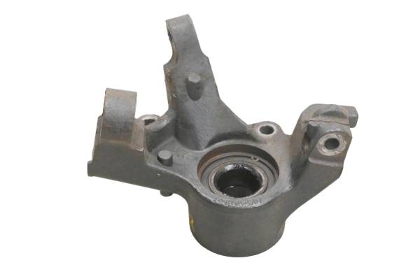 Can-Am - 18 Can-Am Commander Max 1000R DPS Front Right Spindle Knuckle