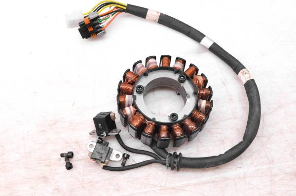 Polaris - 18 Polaris Switchback Assault 800 Stator 144"