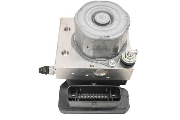 Can-Am - 22 Can-Am Ryker Rally 900 Brake Vcm Pump Abs Control Module