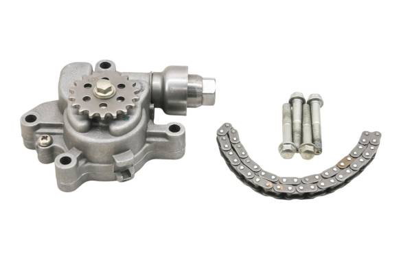 Royal Enfield - 22 Royal Enfield Interceptor 650 Oil Pump & Chain INT650