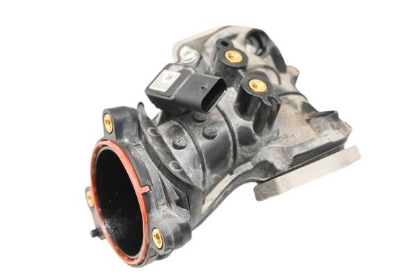 20 Harley-Davidson Street Bob FXBB Intake Manifold & Air Temperature Sensor