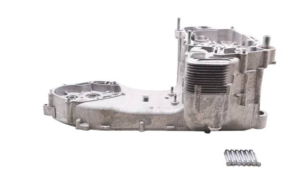 Piaggio - 16 Piaggio MP3 500 Sport ABS Crankcase Center Crank Case