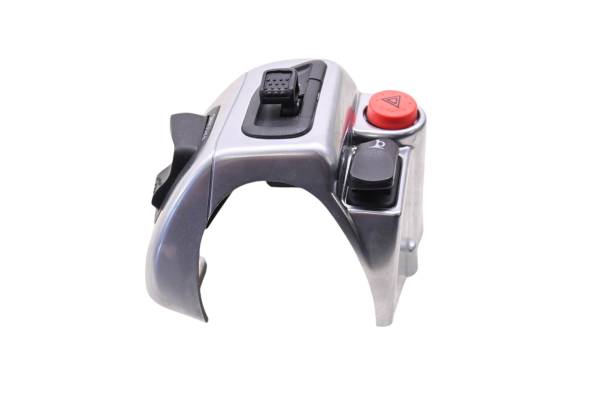 Piaggio - 16 Piaggio MP3 500 Sport ABS Turn Signal Switch Assembly & Cover Left