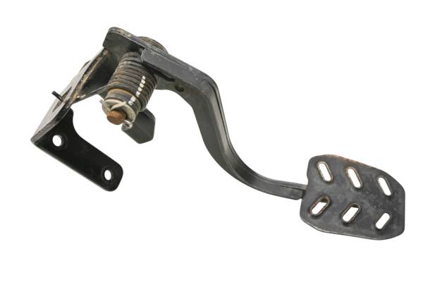 21 CFMoto UForce 600 Brake Pedal & Bracket Mount CF600UU