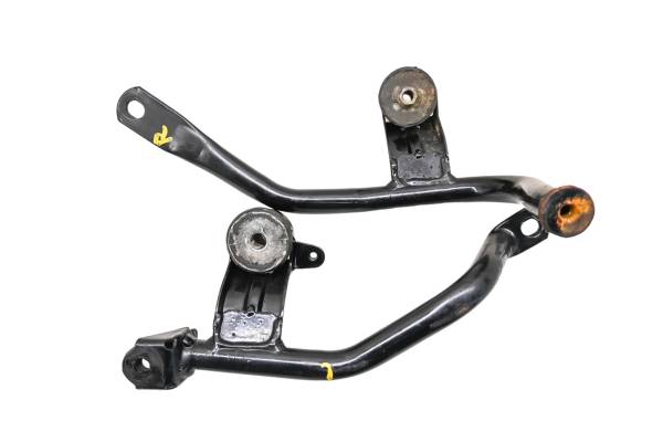 Kawasaki - 01 Kawasaki Prairie 400 4x4 Rear Upper Left & Right Engine Brackets Mounts KVF400C