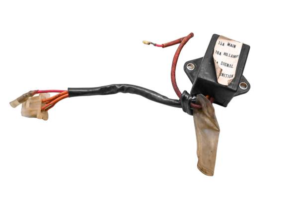 Suzuki - 81 Suzuki GS550E Fuse Box