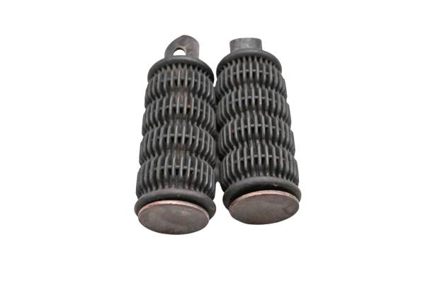 Suzuki - 81 Suzuki GS550E Rear Passenger Foot Pegs Left & Right