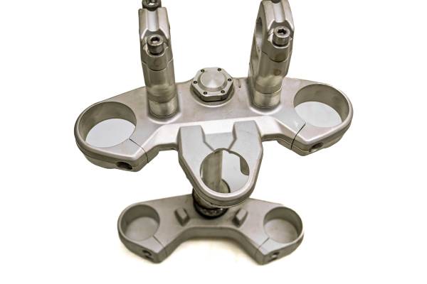 13 Triumph Tiger 1200 Explorer ABS Triple Tree Handlebar Clamps