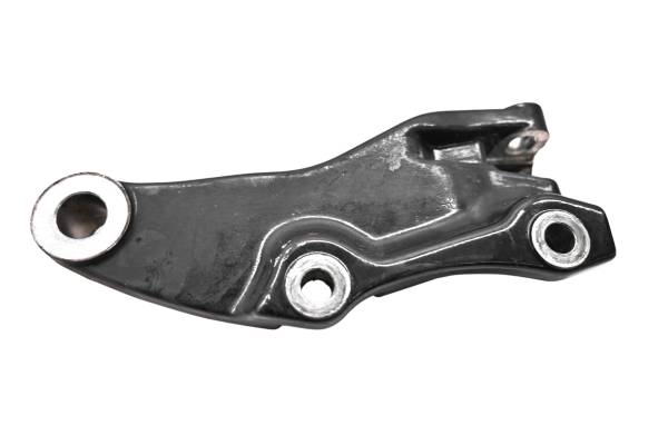 Yamaha - 00 Yamaha V Star 1100 Classic Rear Brake Caliper Support Bracket Mount XVS1100