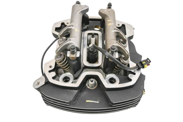 20 Harley-Davidson Street Bob FXBB Rear Cylinder Head