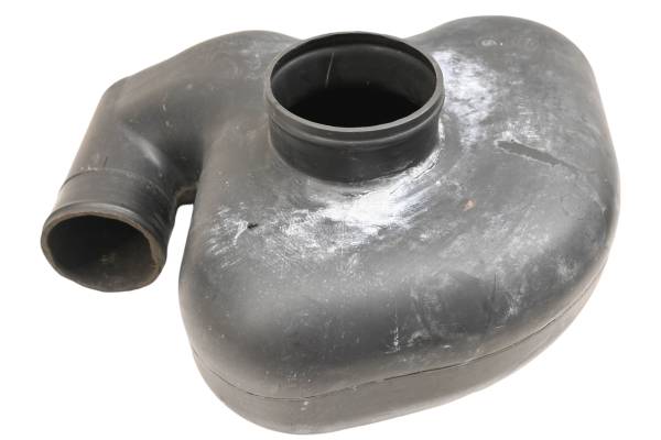 Yamaha - 16 Yamaha Waverunner V1 Exhaust Resonator VX1050E