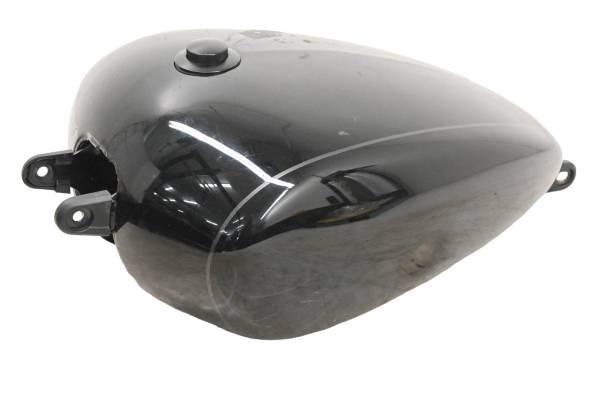 18 Harley-Davidson Street Bob Gas Fuel Tank FXBB107