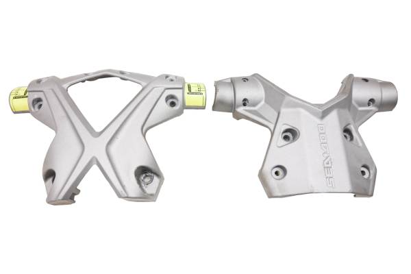 Sea-Doo - 16 Sea-Doo RXT-X 300 Handlebar Clamps