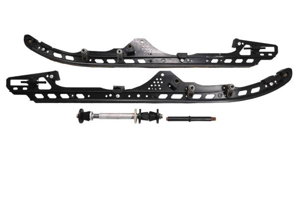 Ski-Doo - 20 Ski-Doo MXZ TNT 600R ETEC Rear Suspension Rails Left & Right 129"