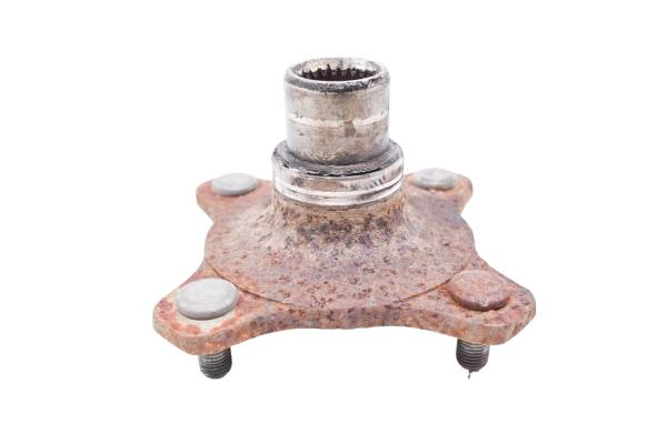 Honda - 85 Honda Fourtrax 250 2x4 Rear Right Wheel Hub TRX250