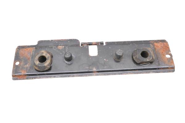 Honda - 02 Honda Foreman 450 4X4 Battery Plate Bracket Mount TRX450FE