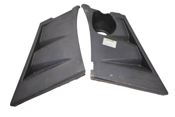 Cub Cadet - 16 Cub Cadet Challenger 700 Side Covers Panels Fenders Left & Right