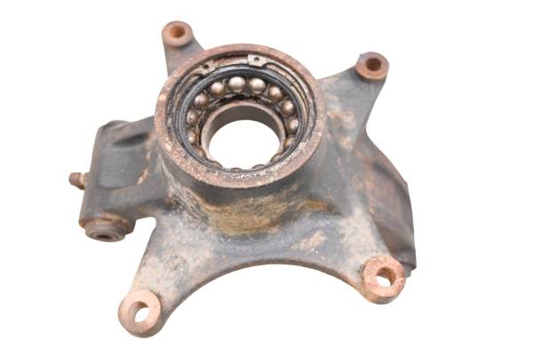 18 Cat CUV105D Rear Spindle Knuckle For Parts