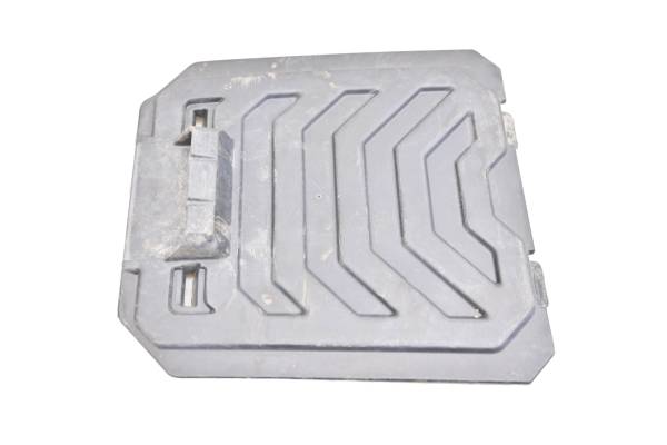 18 Cat CUV105D Access Panel Cover