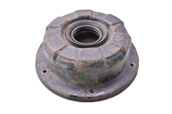 Honda - 88 Honda Fourtrax 125 2x4 Rear Brake Drum Cover Housing TRX125