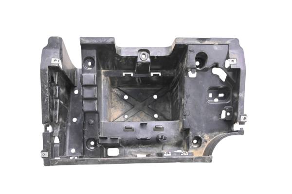 Yamaha - 16 Yamaha Wolverine 700 Battery Box YXE700