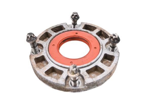 John Deere - 05 John Deere Trail Buck 500 4x4 Auto Engine Output Cover