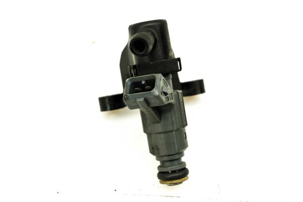 BMW - 02 BMW F650GS ABS Fuel Rail & Injector