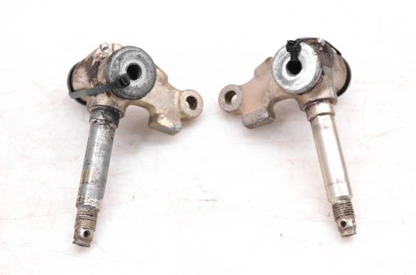 Yamaha - 01 Yamaha Badger 80 2x4 Front Spindles Knuckles Left & Right YFM80N