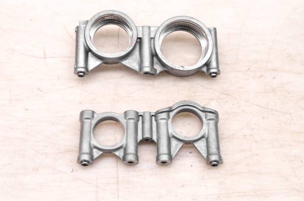 Polaris - 14 Polaris Sportsman Ace 325 4x4 Camshaft & Bearing Holders