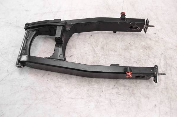 Suzuki - 05 Suzuki SV650 Rear Swingarm