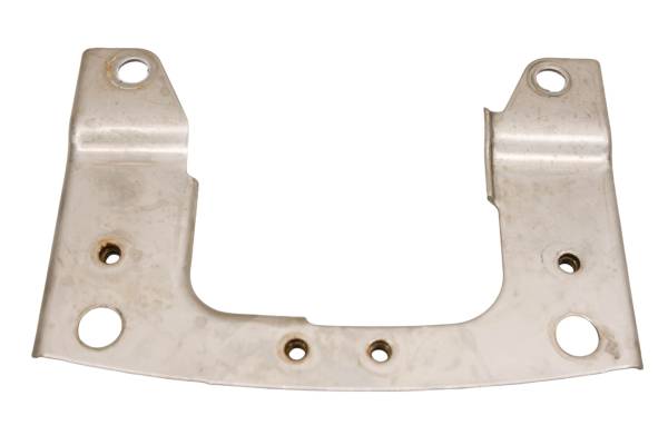 Yamaha - 16 Yamaha Waverunner V1 Steering Nozzle Bracket Mount VX1050E