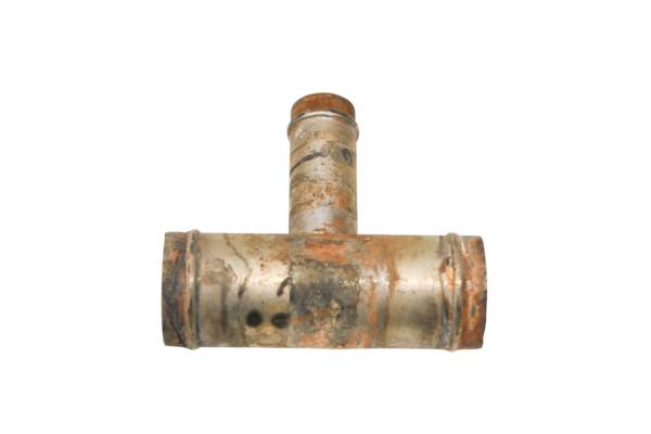 18 Club Car Carryall 1700 Radiator Coolant Hose T Fitting