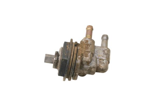 John Deere - 05 John Deere Trail Buck 650 4x4 Fuel Petcock Auto Fuel Valve