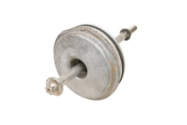 John Deere - 05 John Deere Trail Buck 650 4x4 Oil Filter Cover