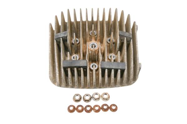 Polaris - 00 Polaris Trail Blazer 250 2x4 Cylinder Head