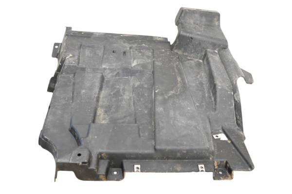 Yamaha - 19 Yamaha YXZ1000R SS Rear Mud Guard Right Side Cover