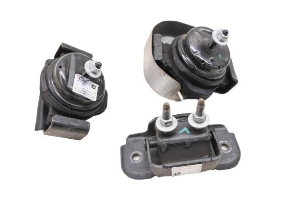 Polaris - 17 Polaris Slingshot SL Engine Motor Bracket Mounts