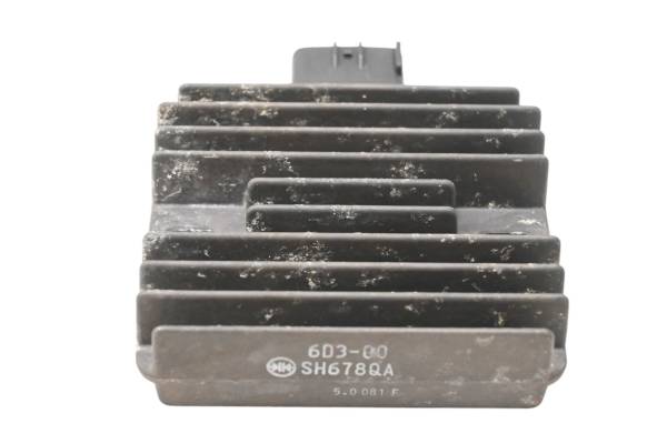 Yamaha - 16 Yamaha Waverunner V1 Regulator Rectifier VX1050