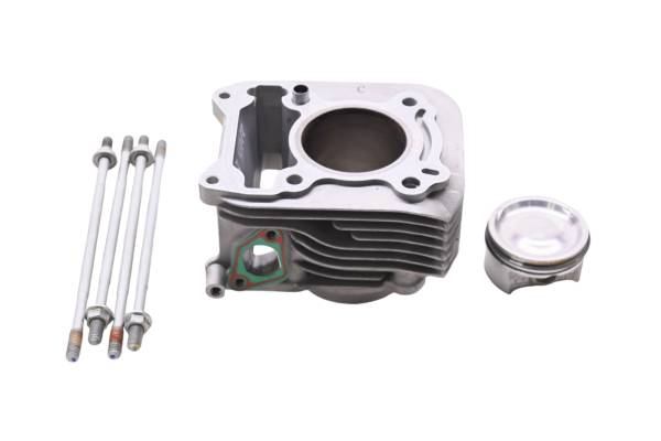 Piaggio - 24 Piaggio Liberty 150 Cylinder & Piston