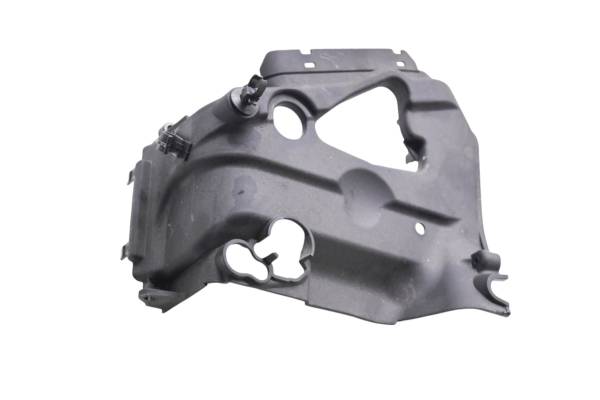 Piaggio - 24 Piaggio Liberty 150 Cylinder Head Intake Side Cover