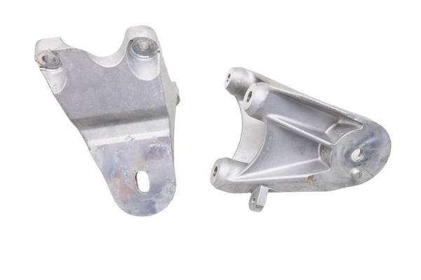 Polaris - 23 Polaris Slingshot SL Manual Engine Motor Bracket Mounts