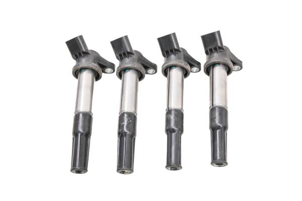 Polaris - 23 Polaris Slingshot SL Manual Ignition Coils