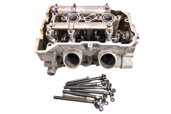 BMW - 08 BMW F800ST Cylinder Head