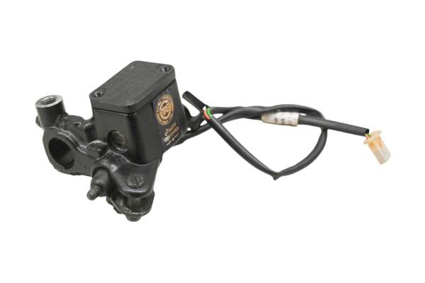 Royal Enfield - 22 Royal Enfield Interceptor 650 Front Brake Master Cylinder INT650