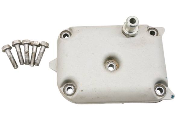 Royal Enfield - 22 Royal Enfield Interceptor 650 Engine Breather Adaptor Cover INT650