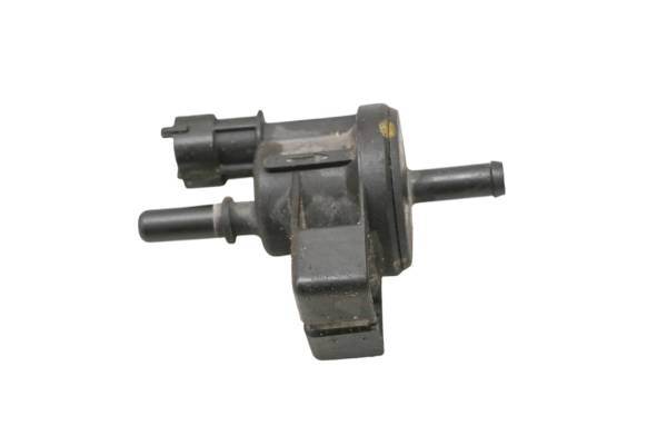 Royal Enfield - 22 Royal Enfield Interceptor 650 Purge Control Solenoid Valve INT650