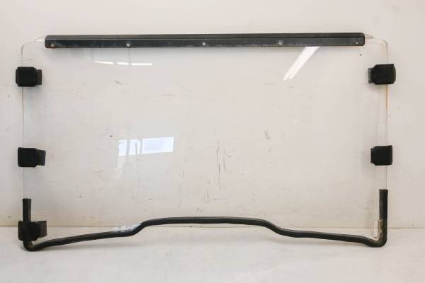 John Deere - 16 John Deere Gator XUV590i Windshield