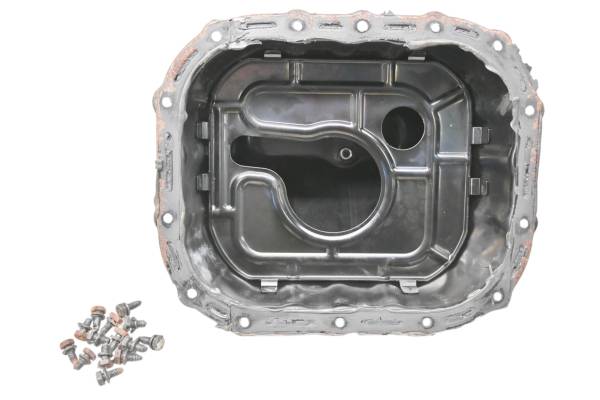 John Deere - 16 John Deere Gator XUV590i Oil Pan